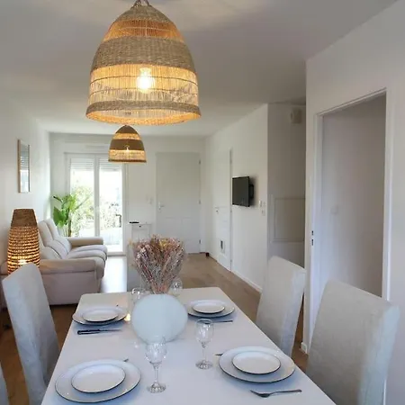 Charmante Maison Avec Piscine