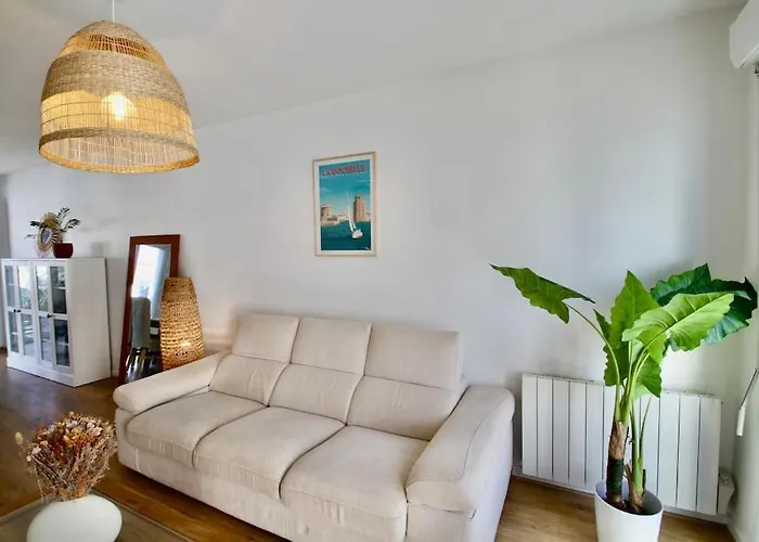 Villa Charmante Maison Avec Piscine *